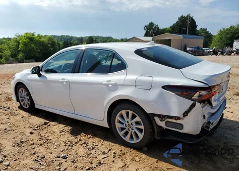 2023 Toyota Camry Le z USA, uszkodzony, nr VIN 4T1C11AK2PU168494